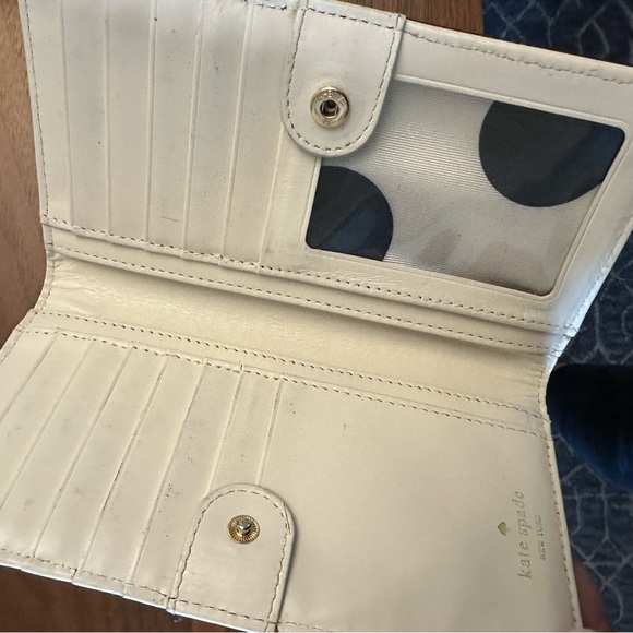 Kate spade green wallet - Picture 7 of 7